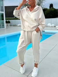 🔥Women's Two-Piece Solid Color Hooded Sweatshirt Set