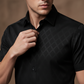 👔 40% OFF NOW!🖤 Men's Textured Black Shirt – Diamond Jacquard & Athletic Fit – Stylish Essential 🔥